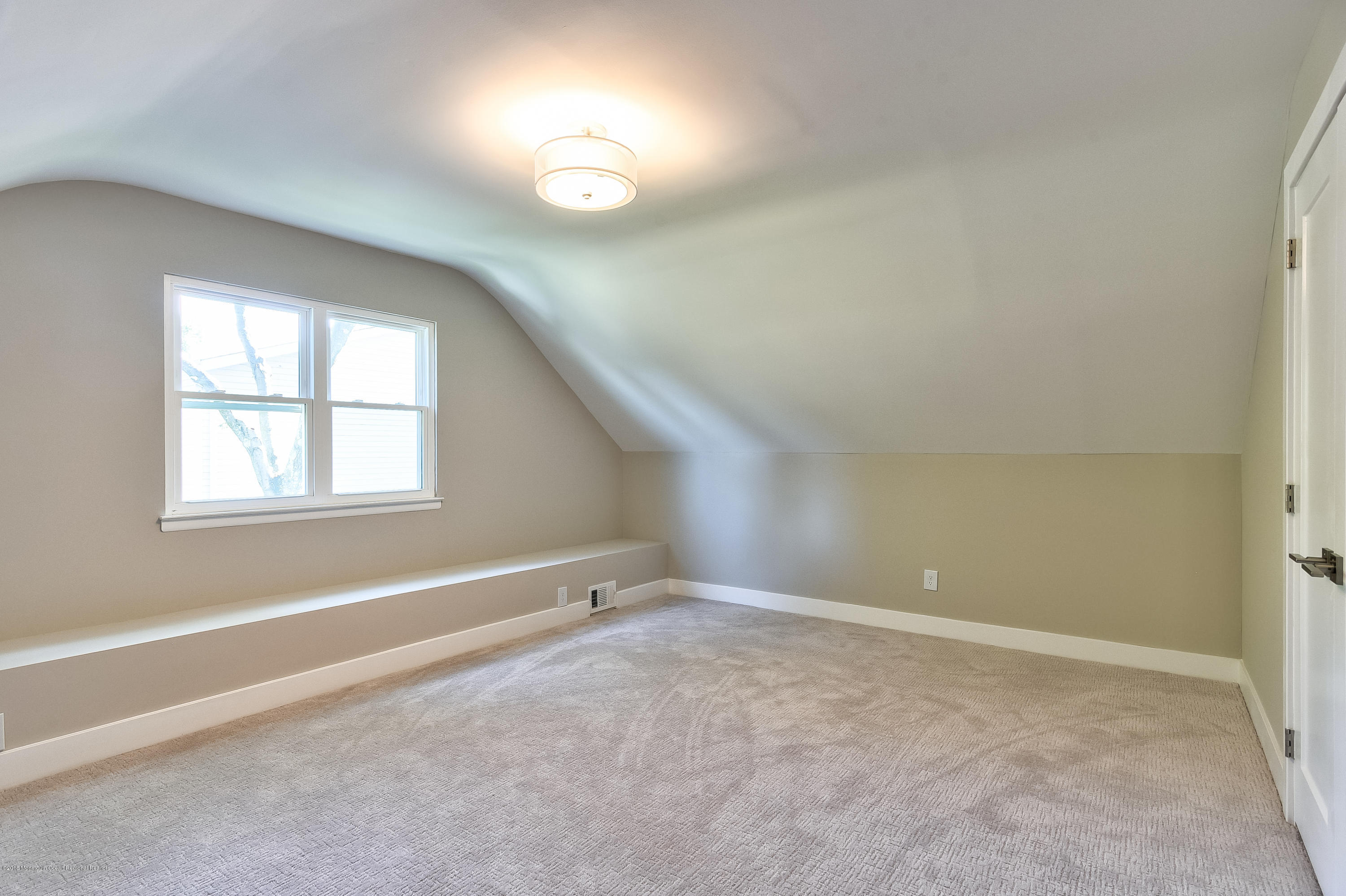 550 Line Road Hazlet, NJ 07730 - Photo 21 of 28 021_Upper Level