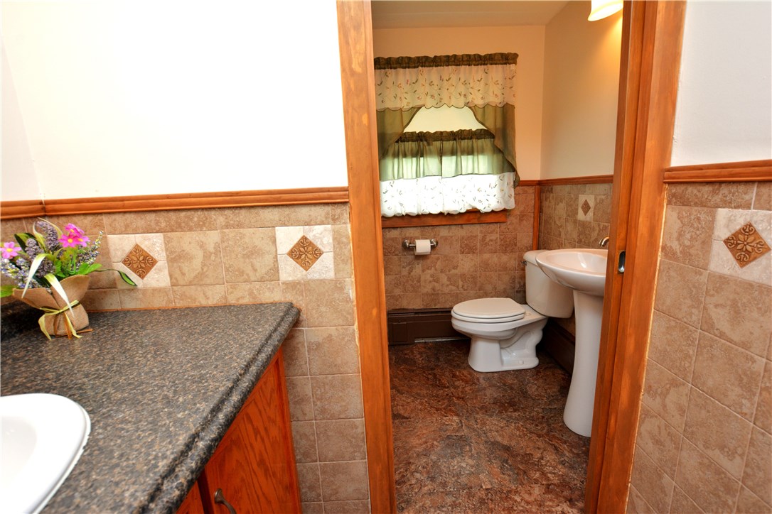 8 Sir Charles Road Lincoln, RI 02865 - Photo 24 of 26