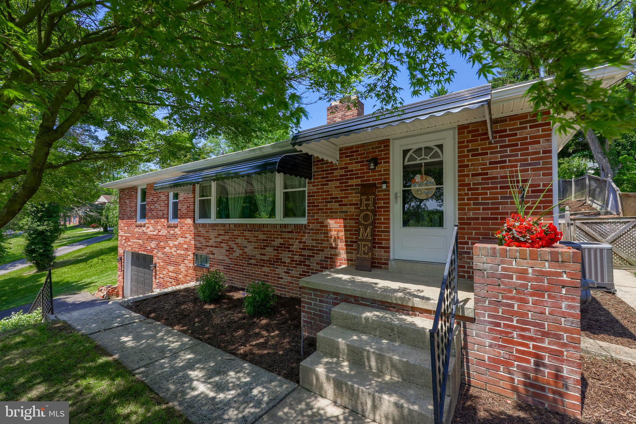 419 Corbin Road York, PA 17403 - Photo 3 of 44