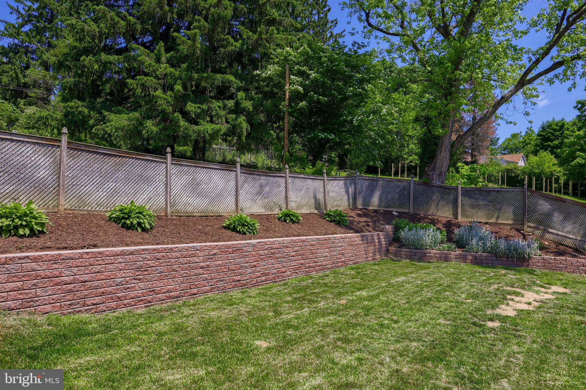 419 Corbin Road York, PA 17403 - Photo 38 of 44