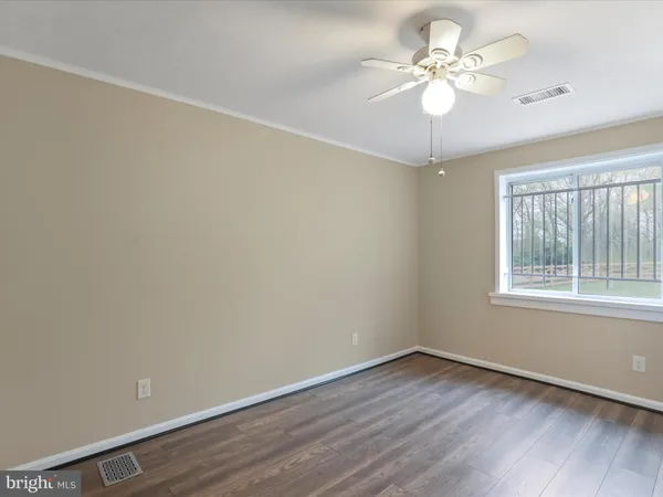 $339,900 | 112 Riverview Drive, Falling Waters, WV 25419