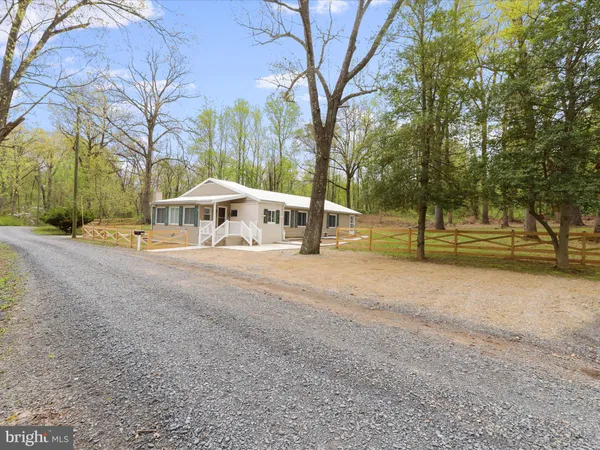$339,900 | 112 Riverview Drive, Falling Waters, WV 25419