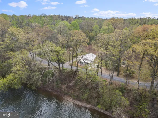 $339,900 | 112 Riverview Drive, Falling Waters, WV 25419