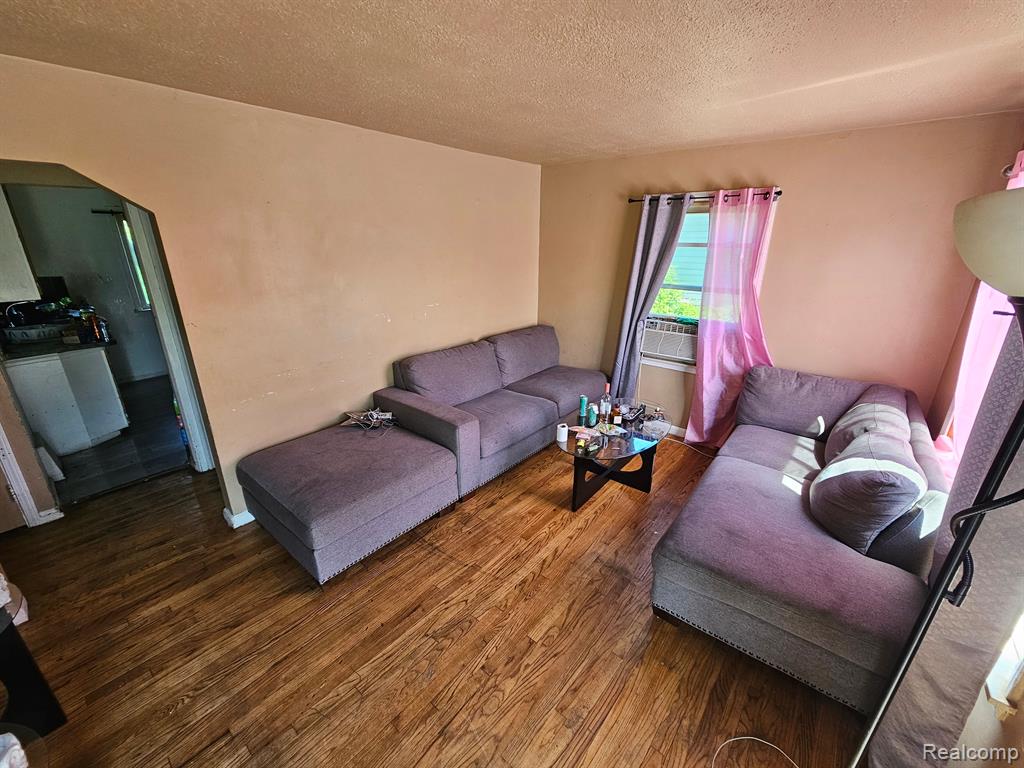 16763 Lahser Road Detroit, MI 48219 - Photo 9 of 19 Gallery Image 9