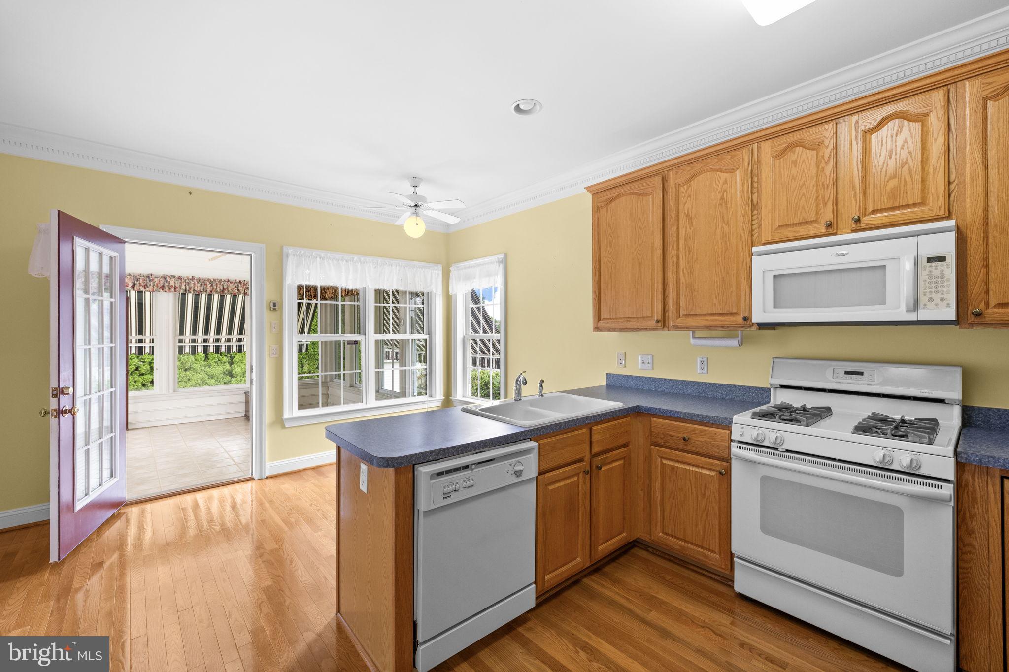621 Country Club Road Culpeper, VA 22701 - Photo 24 of 45 Bright kitchen with inviting layout.