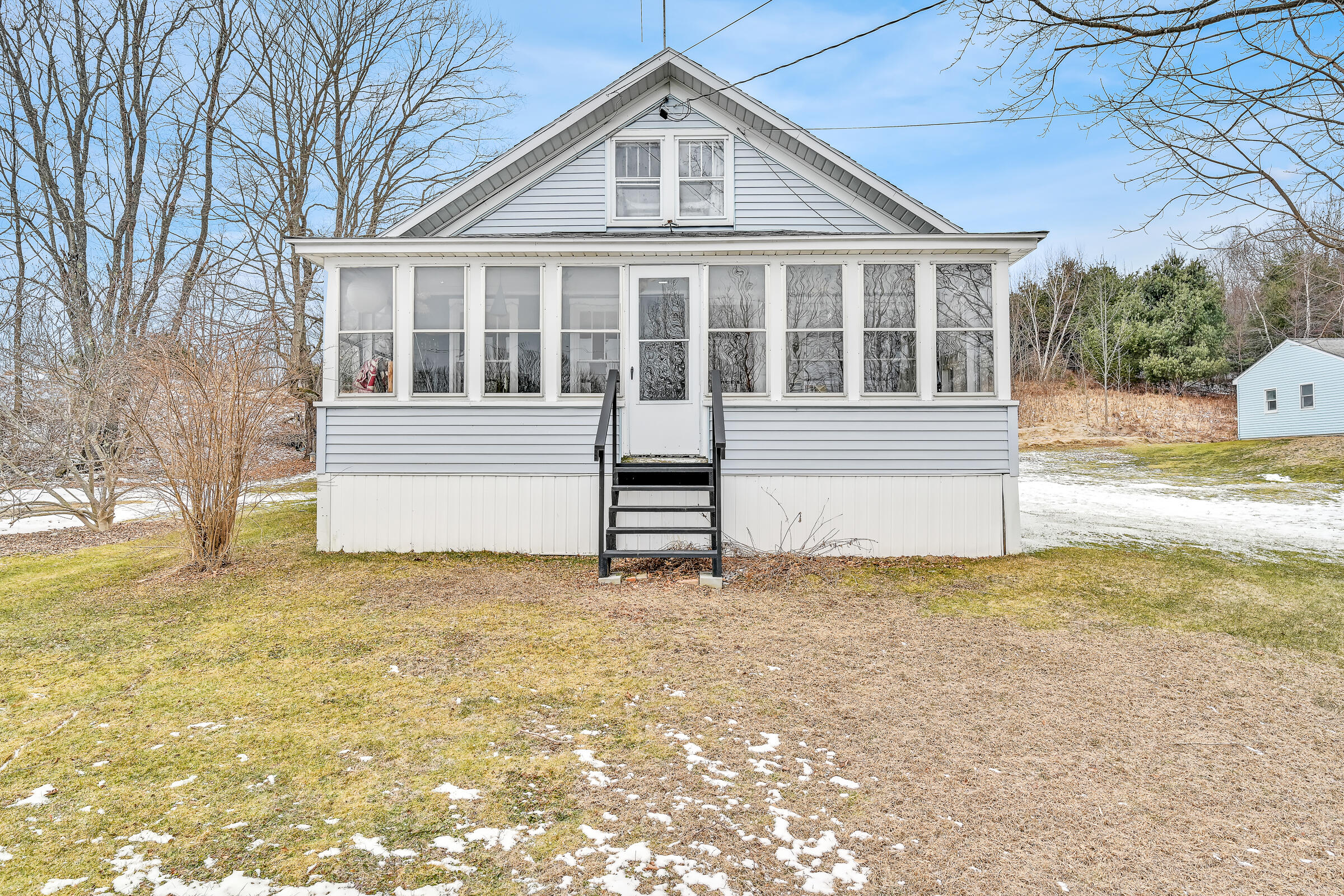 60 Albion Road South China, ME 04358 - Photo 1 of 42 109424gr-104