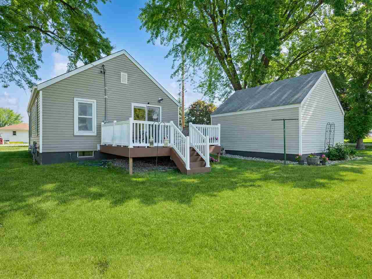 832 Grubbs Street Center Point, IA 52213 - Photo 18 of 20 Gallery Image 18