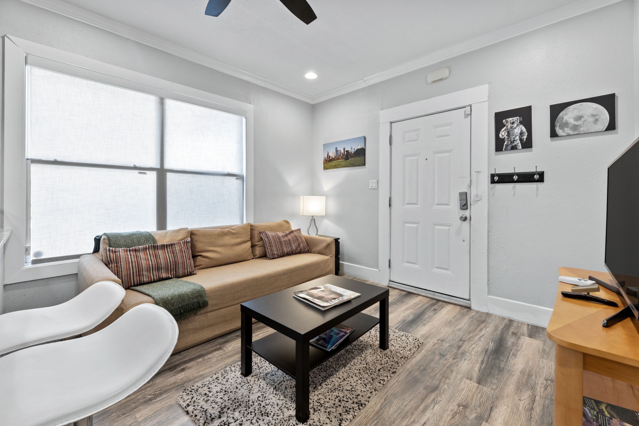 412 Drew Street, Unit 3 Houston, TX 77006 - Photo 4 of 25
