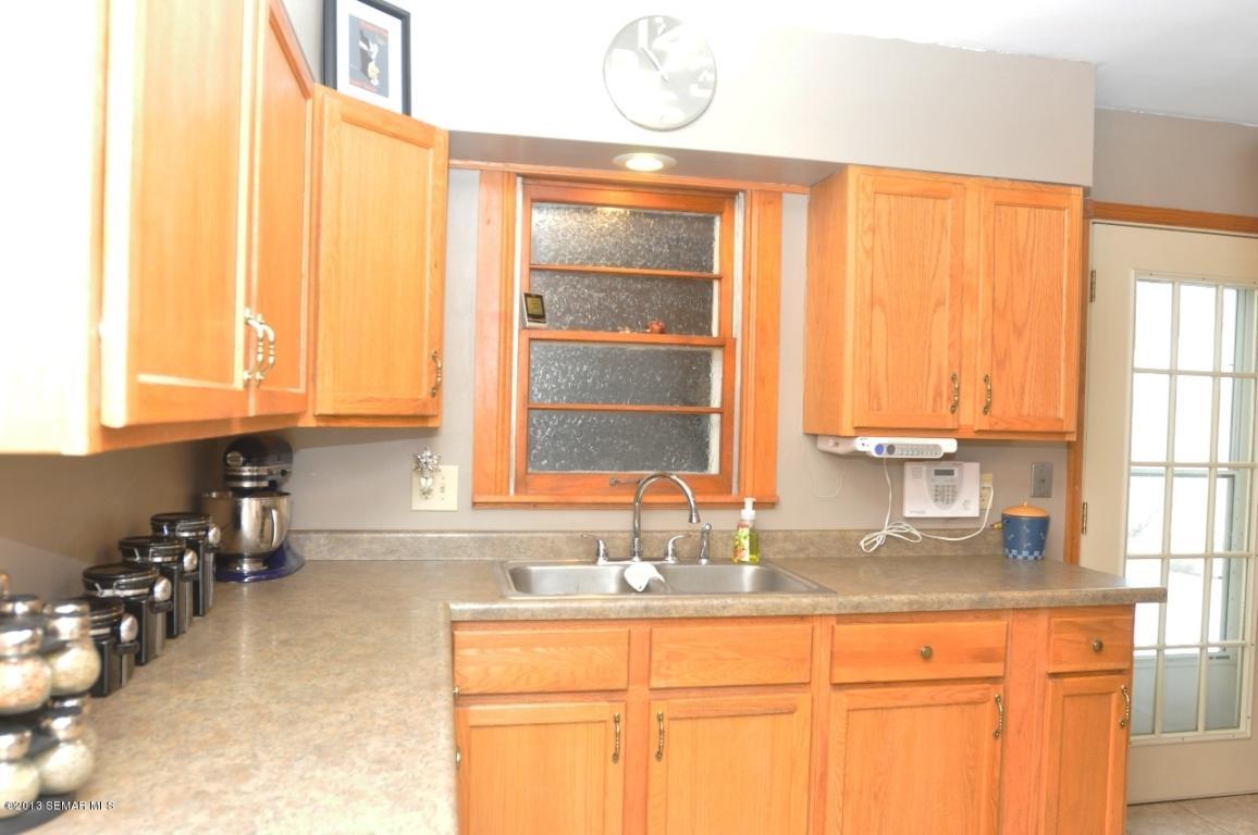 941 11th Avenue Northeast Rochester, MN 55906 - Photo 5 of 14