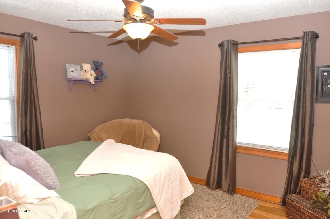 941 11th Avenue Northeast Rochester, MN 55906 - Photo 9 of 14