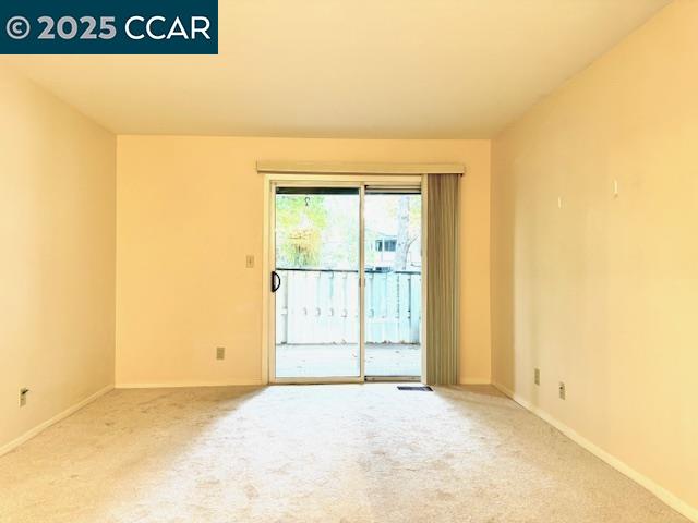 5425 Concord Boulevard, Unit F4 Concord, CA 94521 - Photo 2 of 17 a view of an empty room