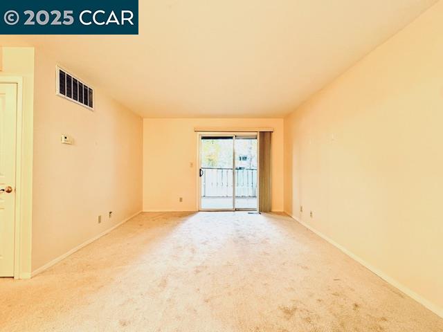 5425 Concord Boulevard, Unit F4 Concord, CA 94521 - Photo 3 of 17 a view of an empty room