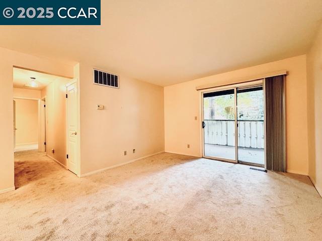 5425 Concord Boulevard, Unit F4 Concord, CA 94521 - Photo 4 of 17 a view of an empty room