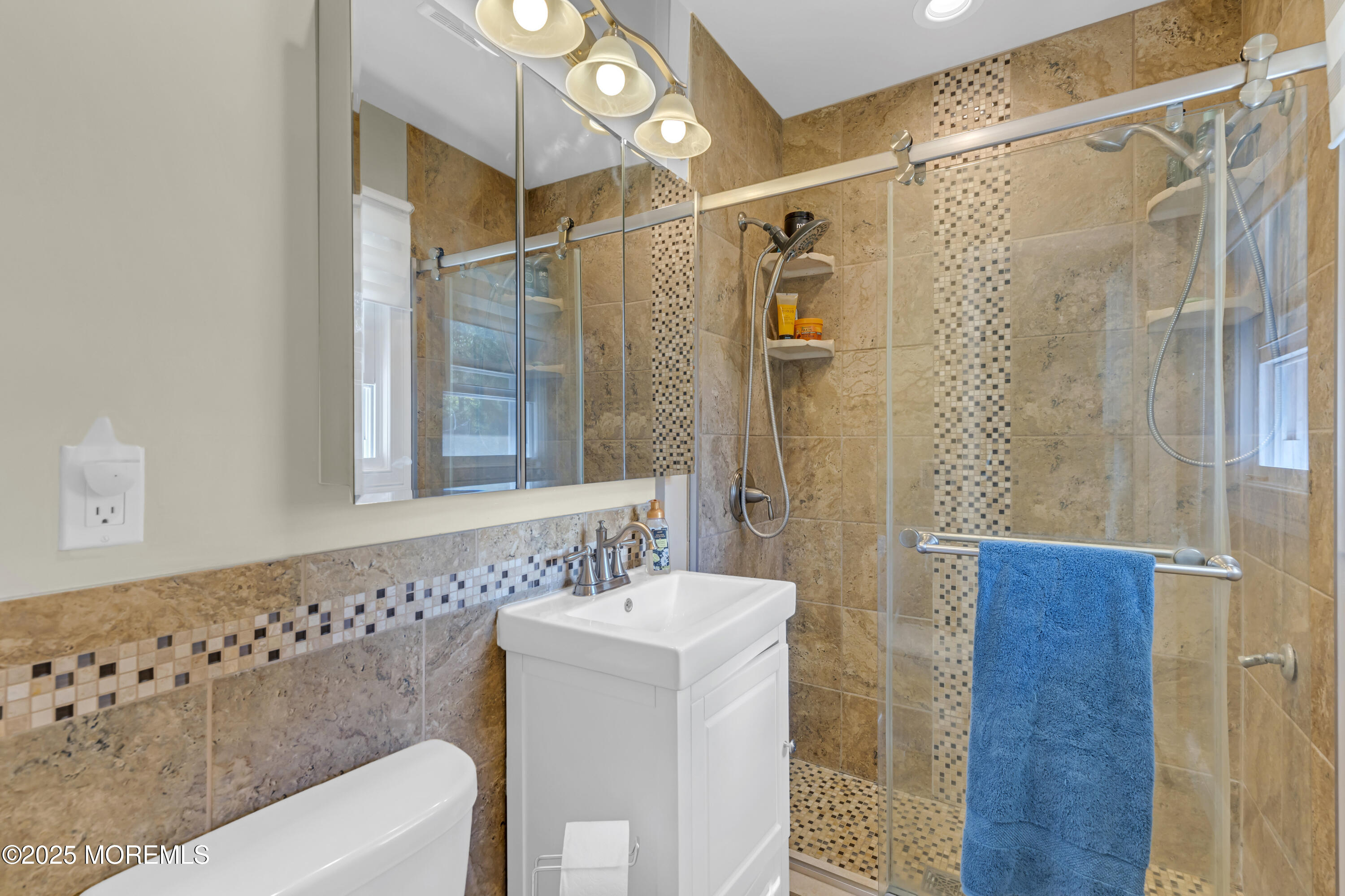 13 Mountview Road Morris Plains, NJ 07950 - Photo 29 of 59 a bathroom with a sink and a mirror