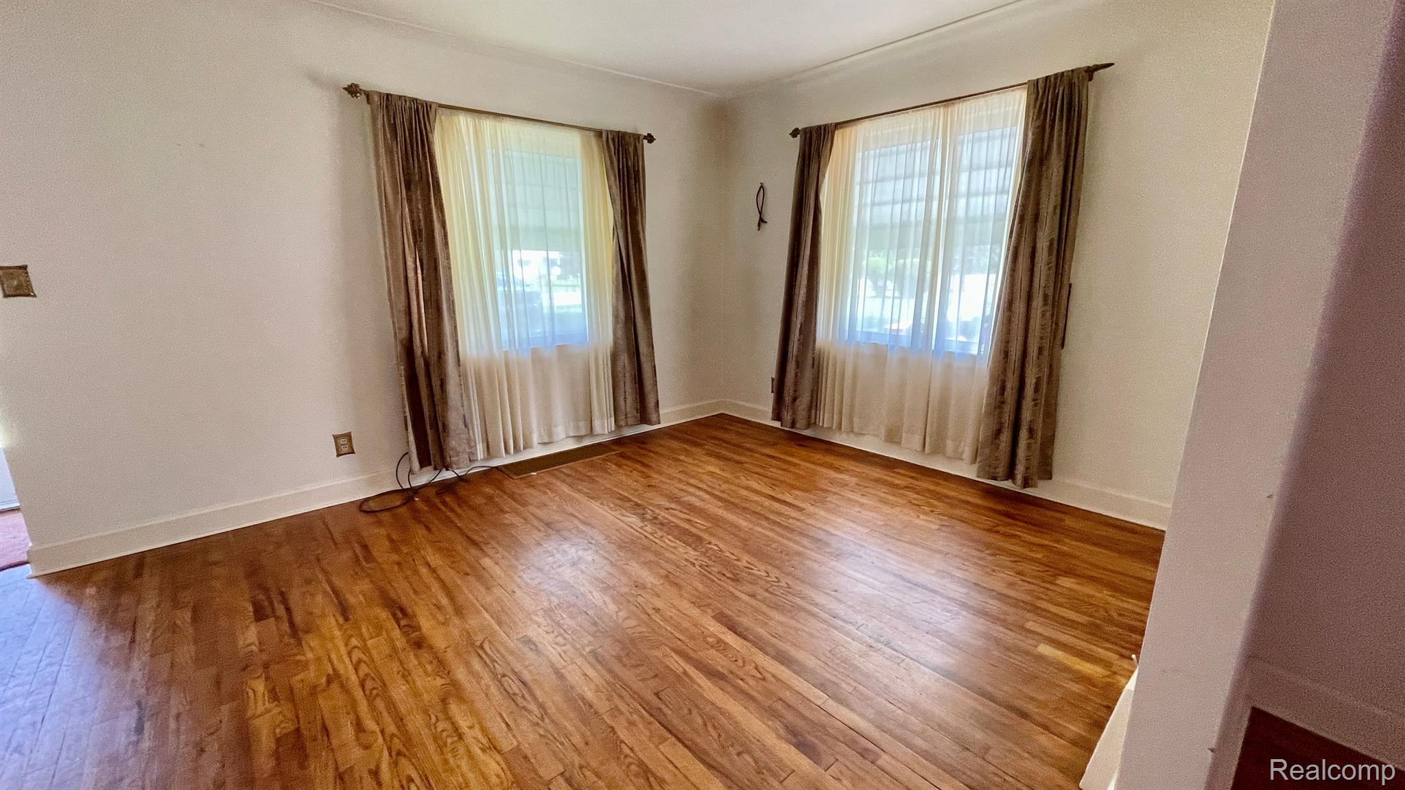 2309 Covert Road Burton, MI 48509 - Photo 13 of 31 Bedroom