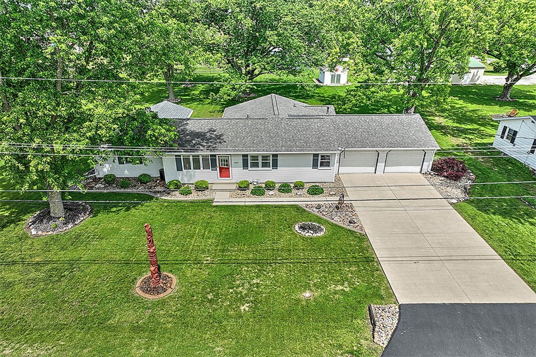 6060 Mayflower Drive Decatur, IL 62521 - Photo 2 of 32