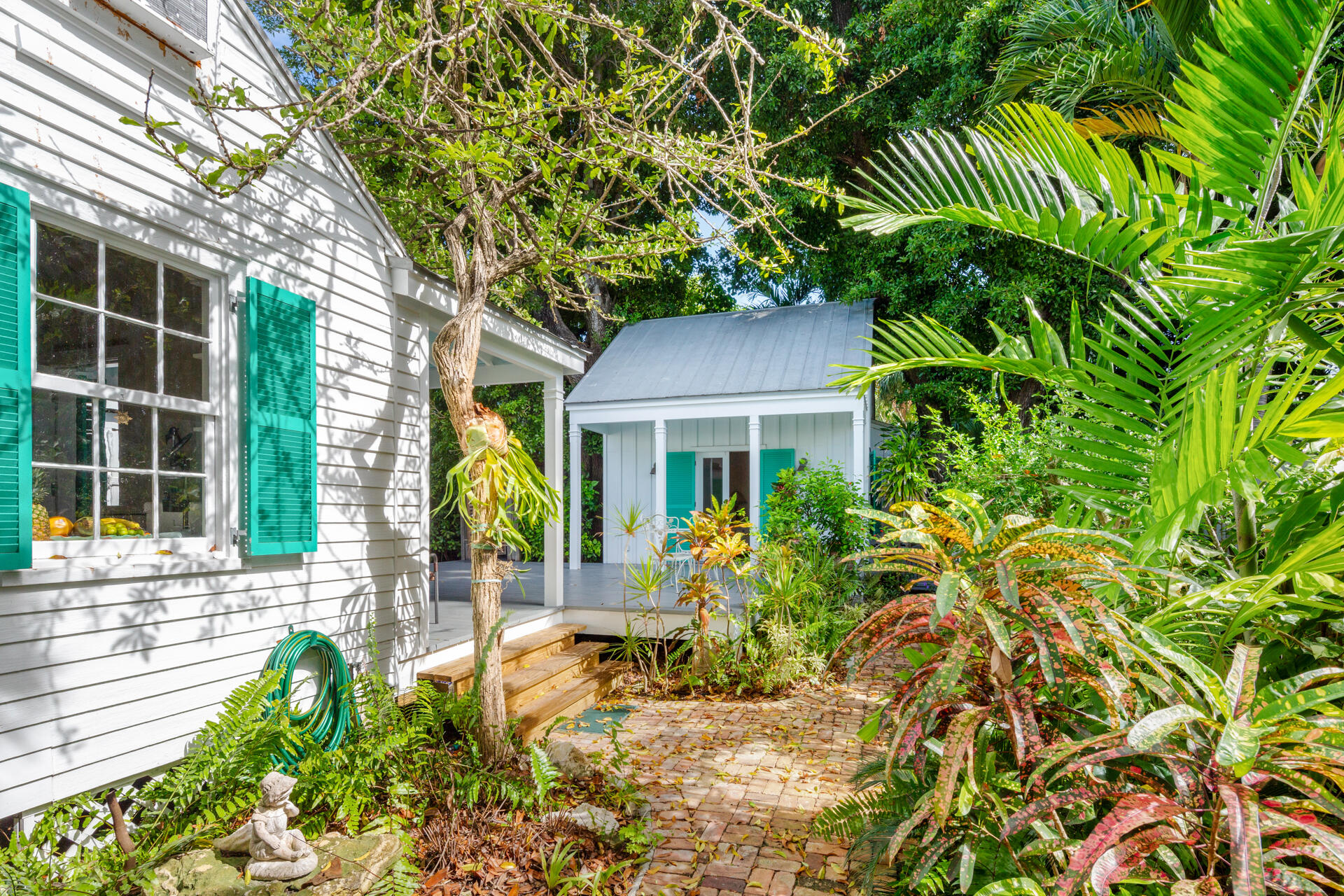 623 Catholic Lane Key West, FL 33040 - Photo 4 of 29
