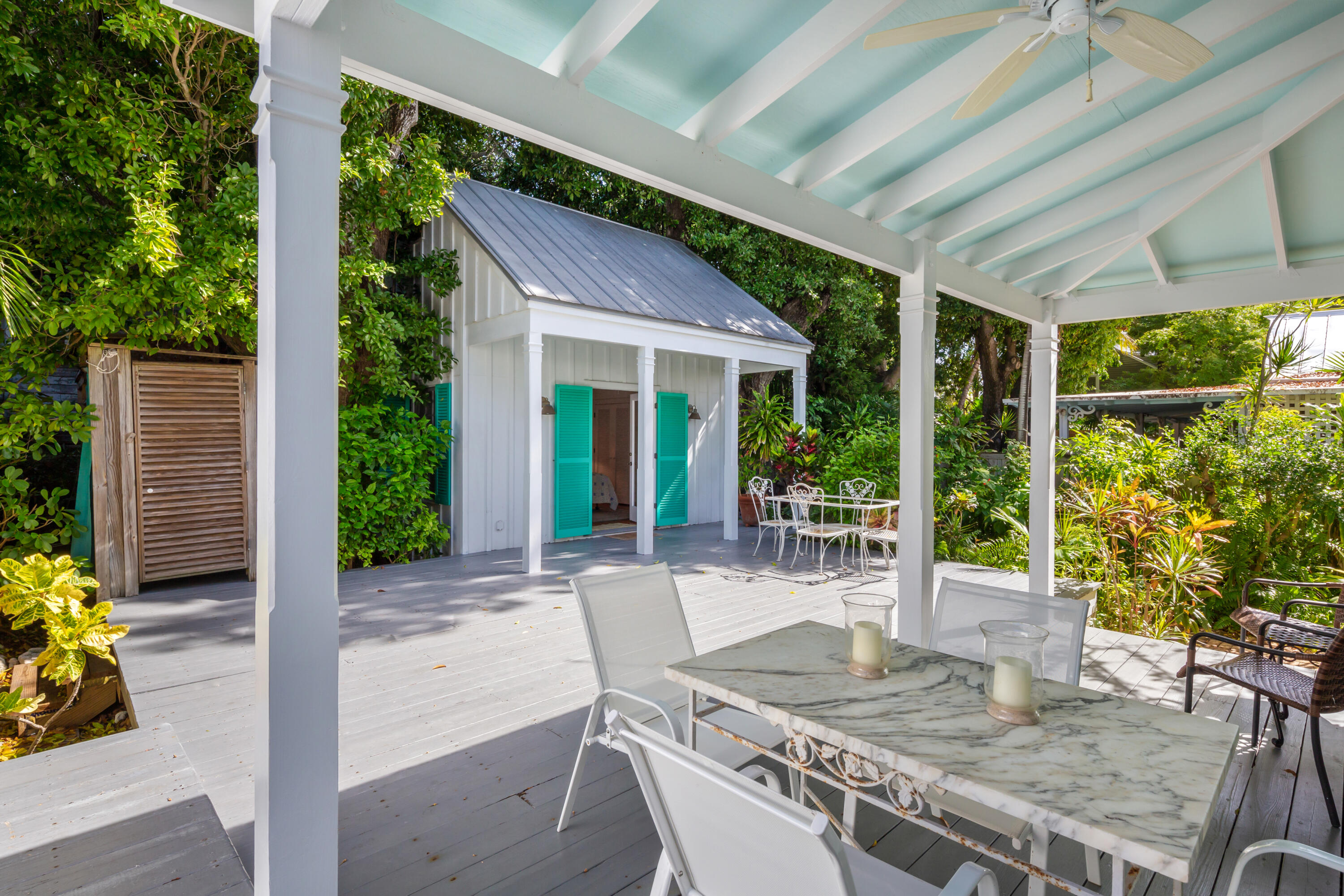 623 Catholic Lane Key West, FL 33040 - Photo 6 of 29 a house view with a sitting space