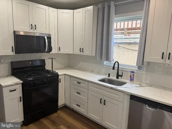 $2,000 | 432 West Bridge Street, Morrisville, PA 19067