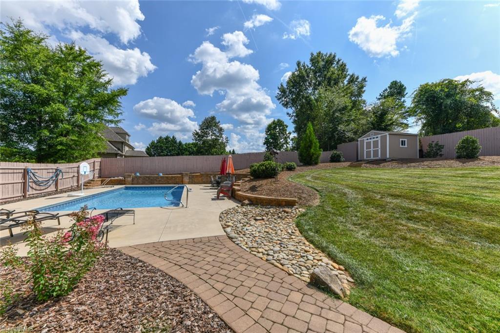 6021 Beckenham Way Oak Ridge, NC 27310 - Photo 35 of 44