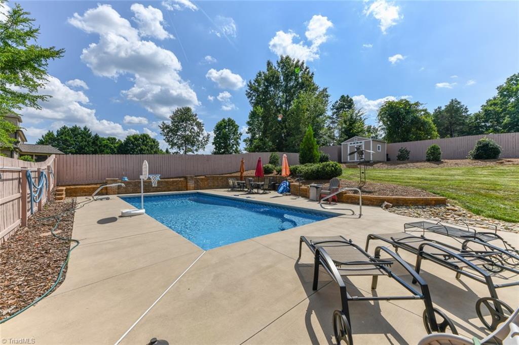 6021 Beckenham Way Oak Ridge, NC 27310 - Photo 36 of 44