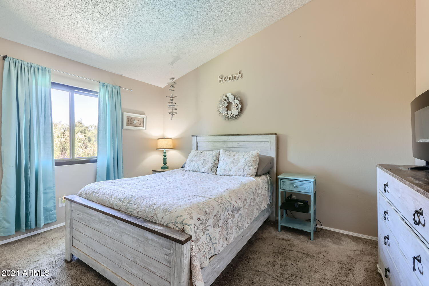 6208 West Grandview Road Glendale, AZ 85306 - Photo 23 of 31 6208 W GRANDVIEW RD - Web Quality - 022