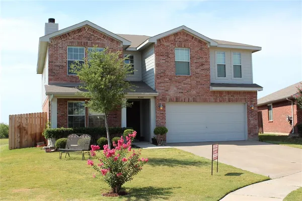 $2,350 | 4344 Silverwood Trail, Fort Worth, TX 76244