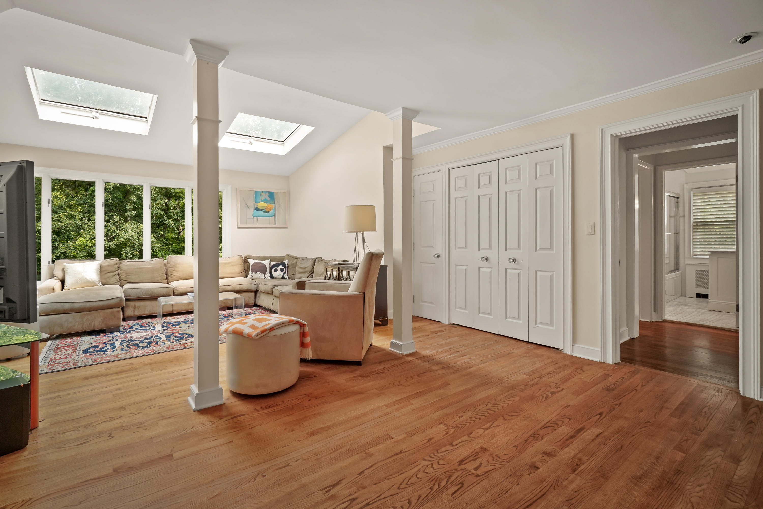 406 Silvermine Road New Canaan, CT 06840 - Photo 15 of 36 19