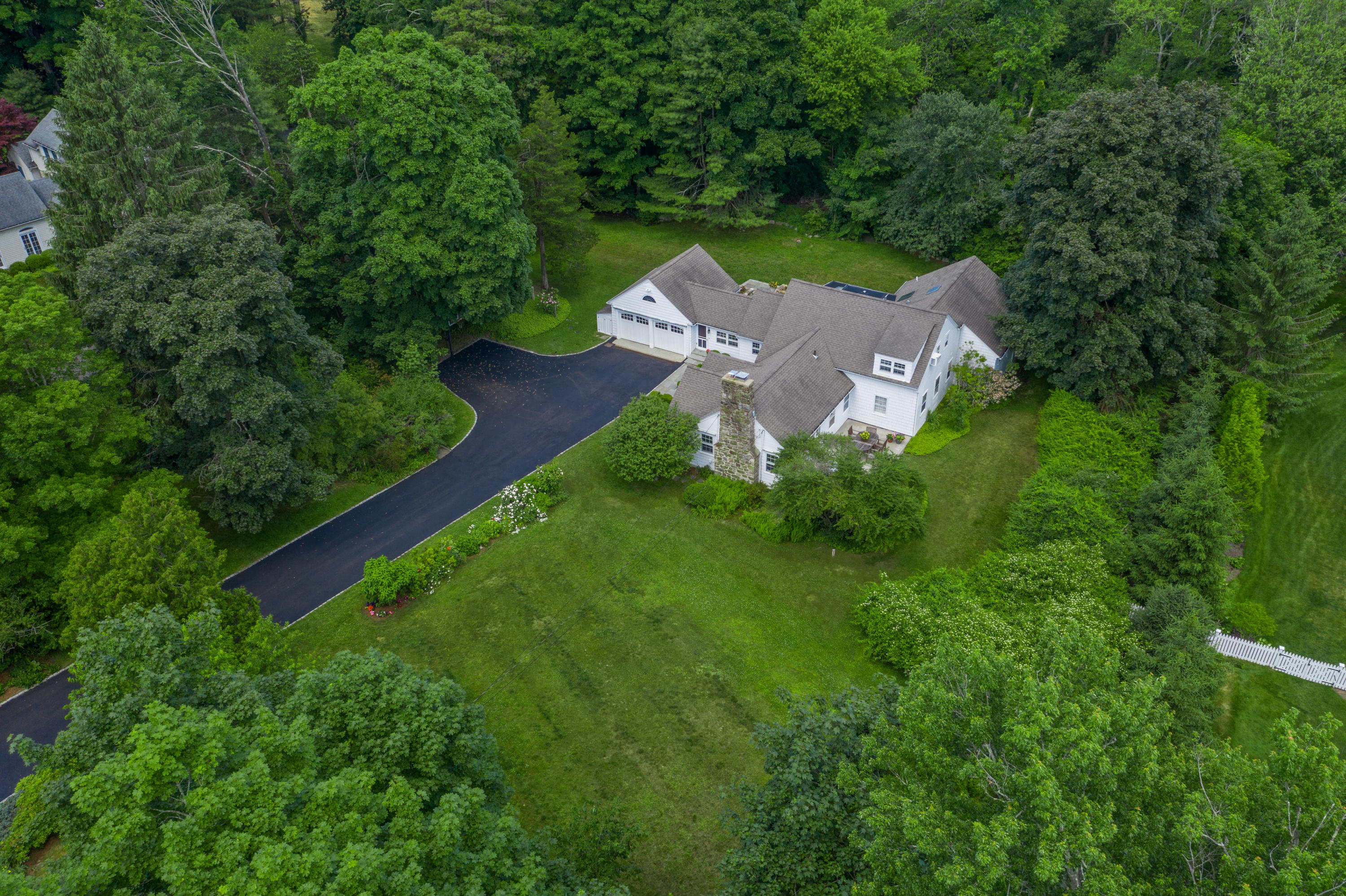 406 Silvermine Road New Canaan, CT 06840 - Photo 31 of 36 72