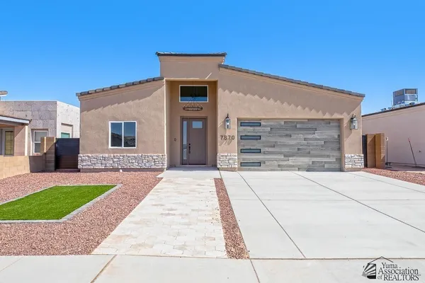 $1,995 | 7870 East 35th Place, Yuma, AZ 85365