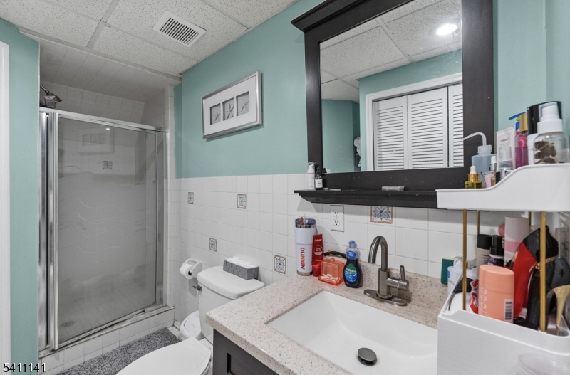 288 Sussex Road Wood-Ridge, NJ 07075 - Photo 23 of 29