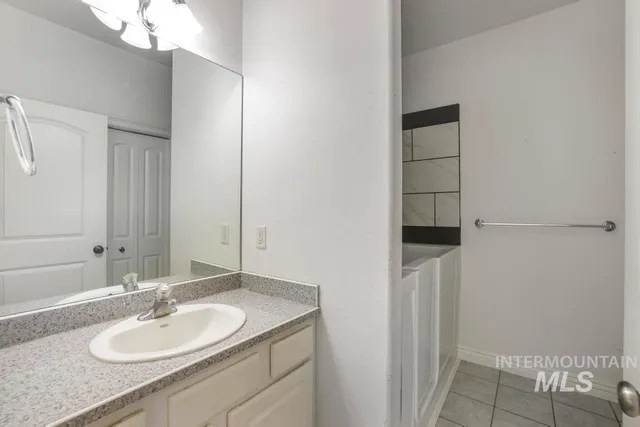 $875,000 | 3180 Addison Avenue East, Twin Falls, ID 83301