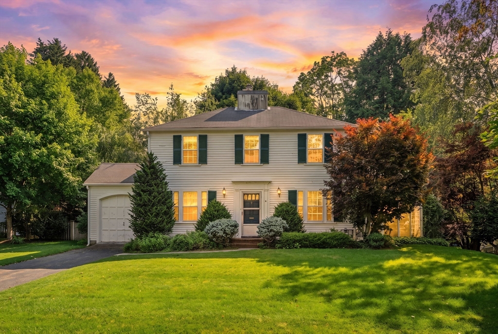 10 Wilde Road Wellesley, MA 02481 - Photo 3 of 30