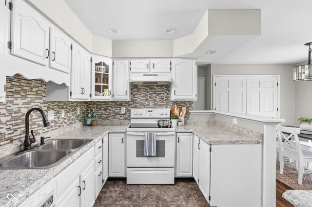 $374,900 | 8146 North Whittier Place, Indianapolis, IN 46250