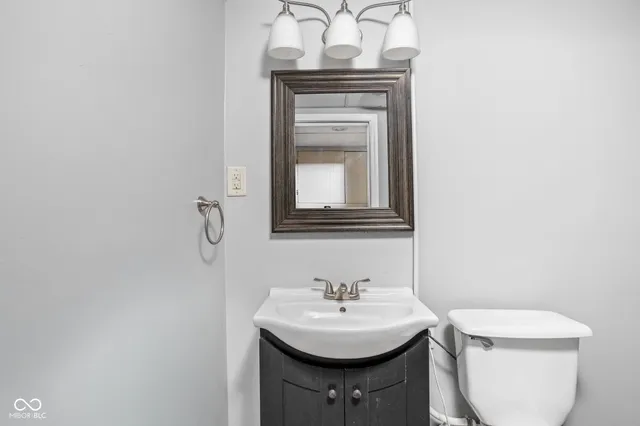 $374,900 | 8146 North Whittier Place, Indianapolis, IN 46250