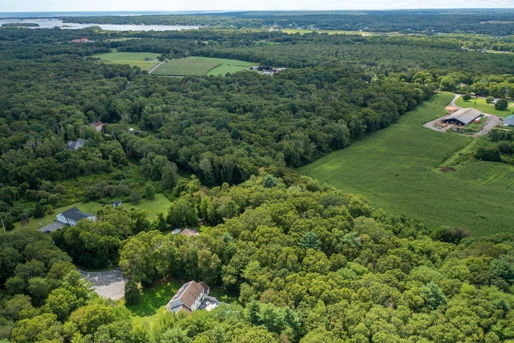 708 Hixbridge Road Westport, MA 02790 - Photo 11 of 15 Gallery Image 11
