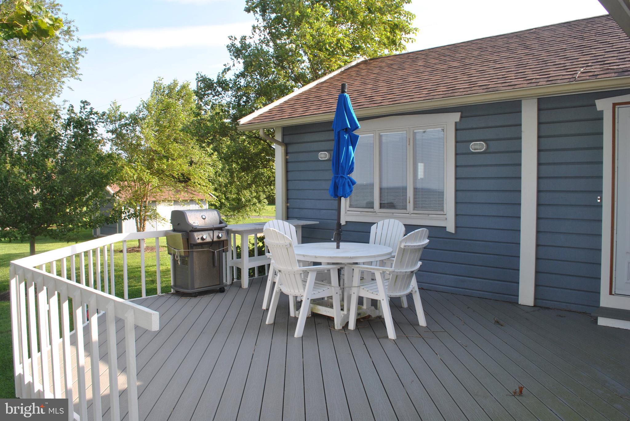 4910 Huntingfield Road Rock Hall, MD 21661 - Photo 27 of 29 Room for relaxing and BBQs