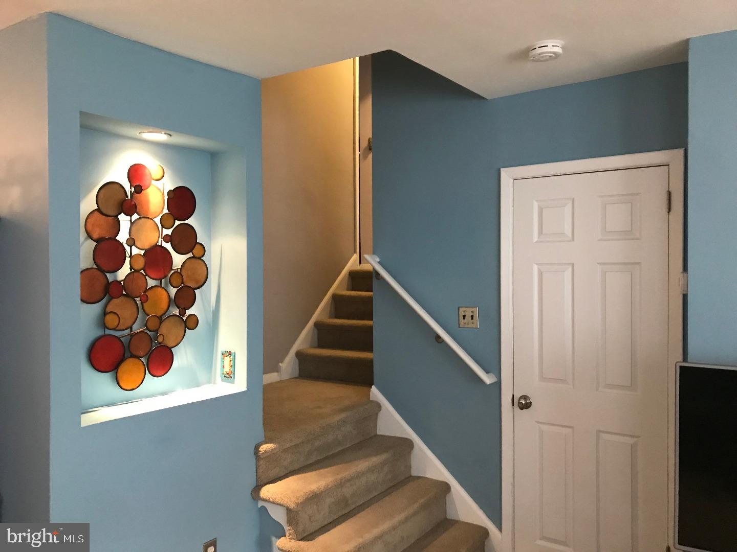 344 Parham Road Springfield, PA 19064 - Photo 11 of 23 Hallway