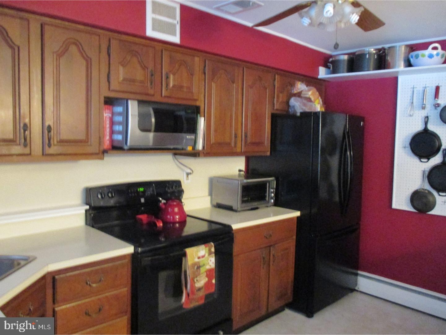 344 Parham Road Springfield, PA 19064 - Photo 5 of 23 Kitchen