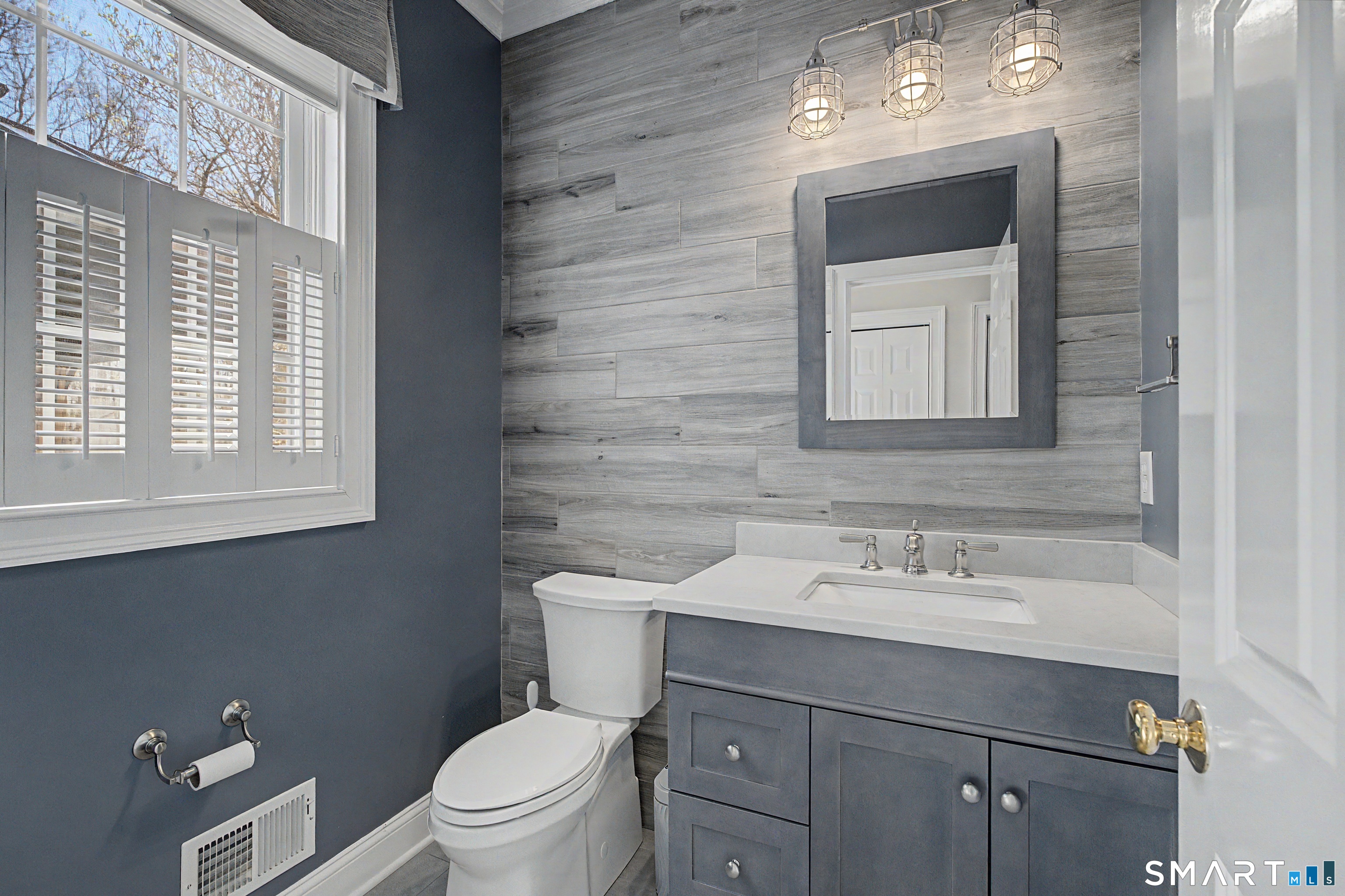 7 Caleb Court Guilford, CT 06437 - Photo 17 of 40