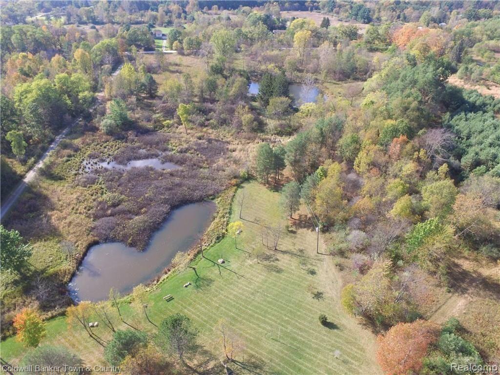 2640 Brewer Road Howell, MI 48855 - Photo 38 of 39 GetMedia-37.jpg