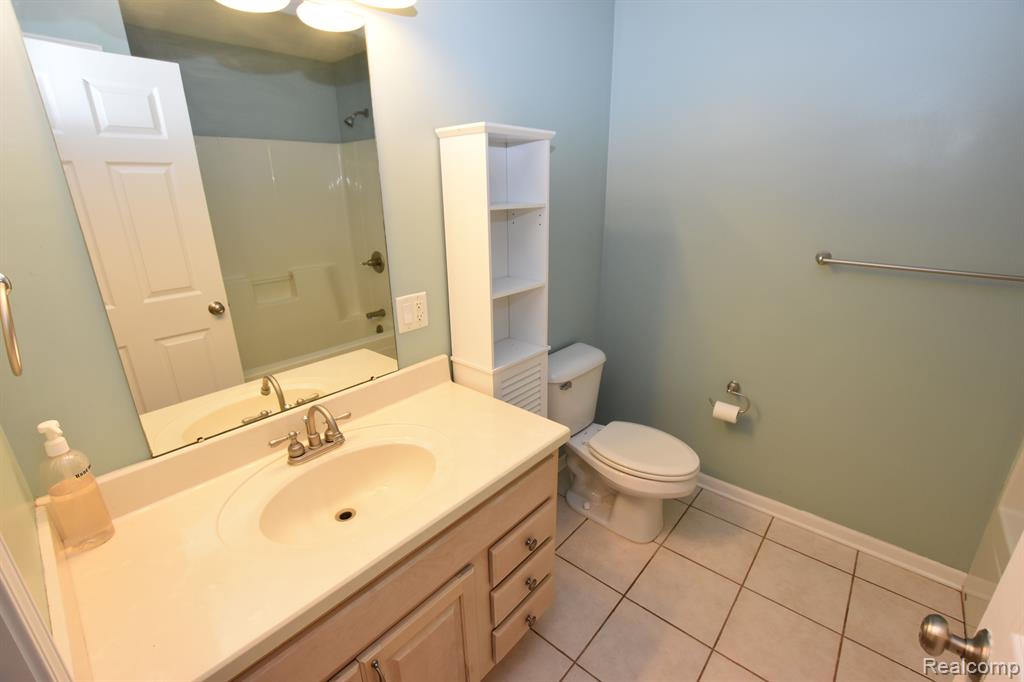 9610 East Prior Road Durand, MI 48429 - Photo 16 of 28