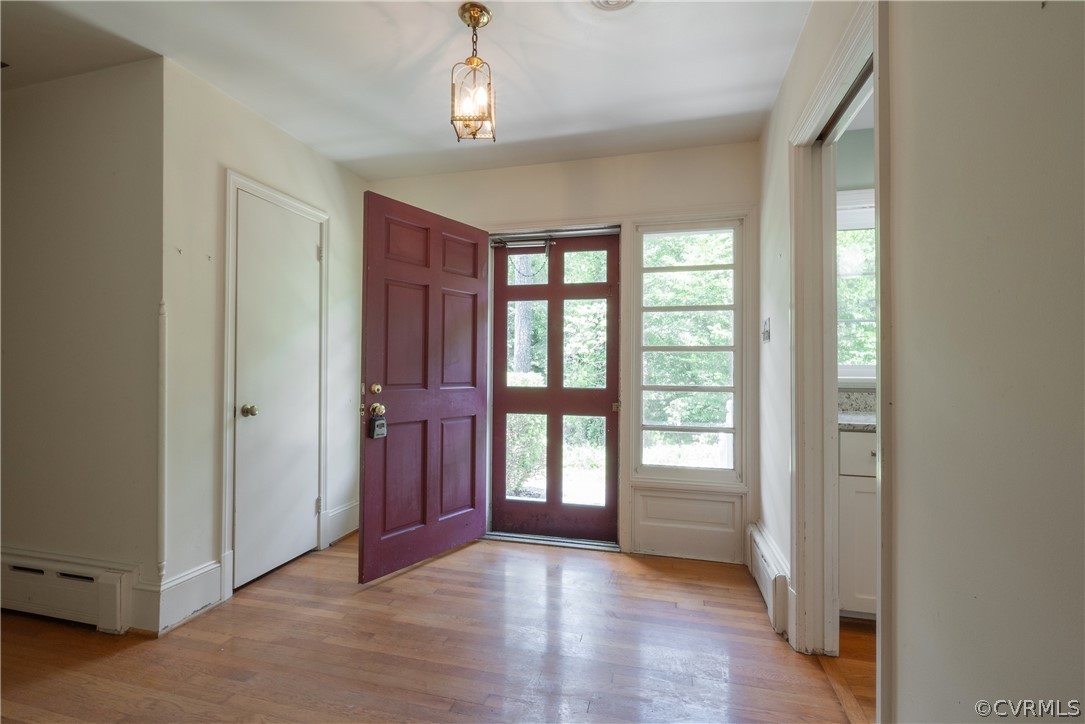 8401 Halesworth Road Richmond, VA 23235 - Photo 8 of 50 a view of an empty room with a window