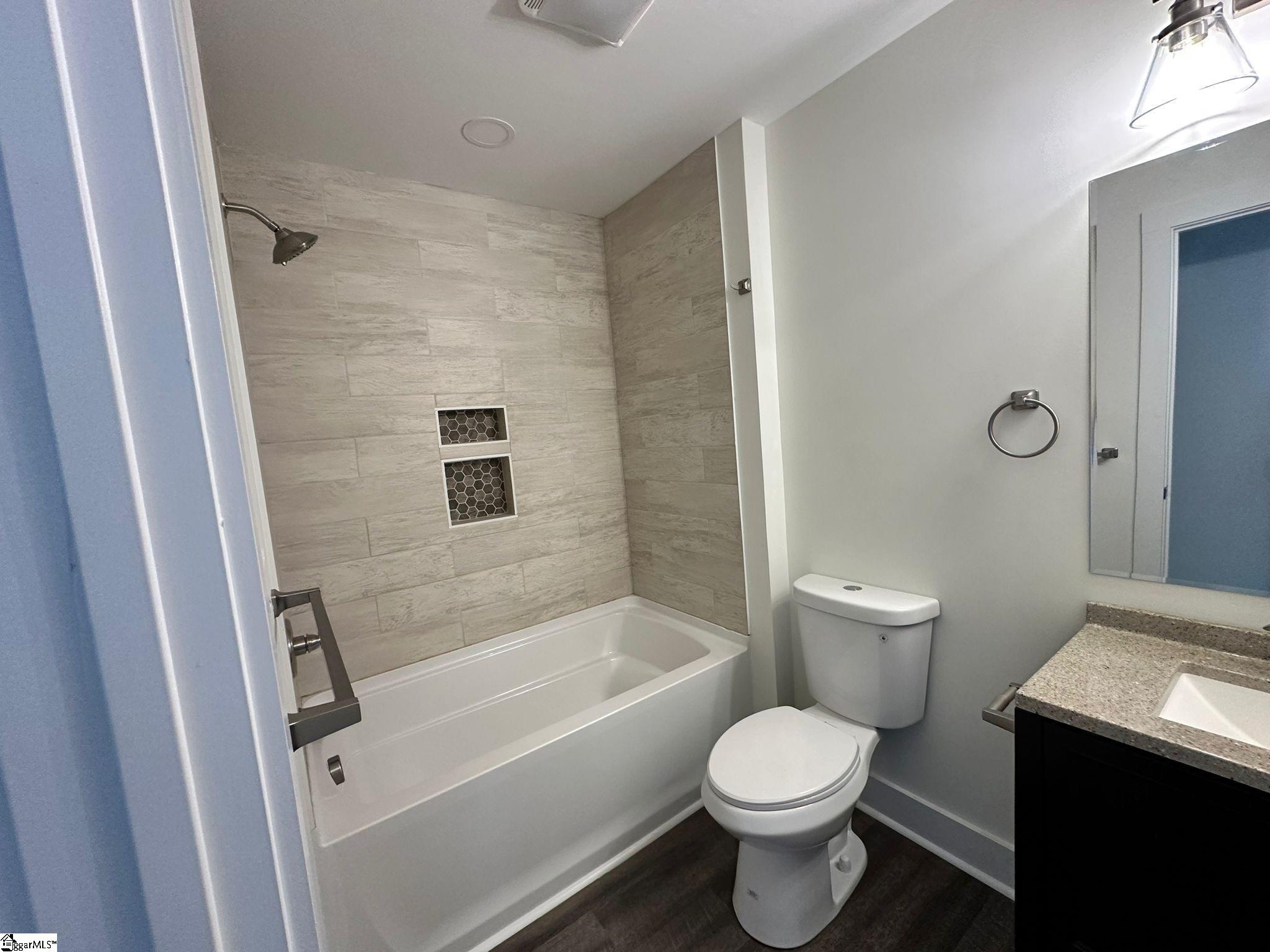 141 Baileyview Street Greer, SC 29651 - Photo 4 of 13