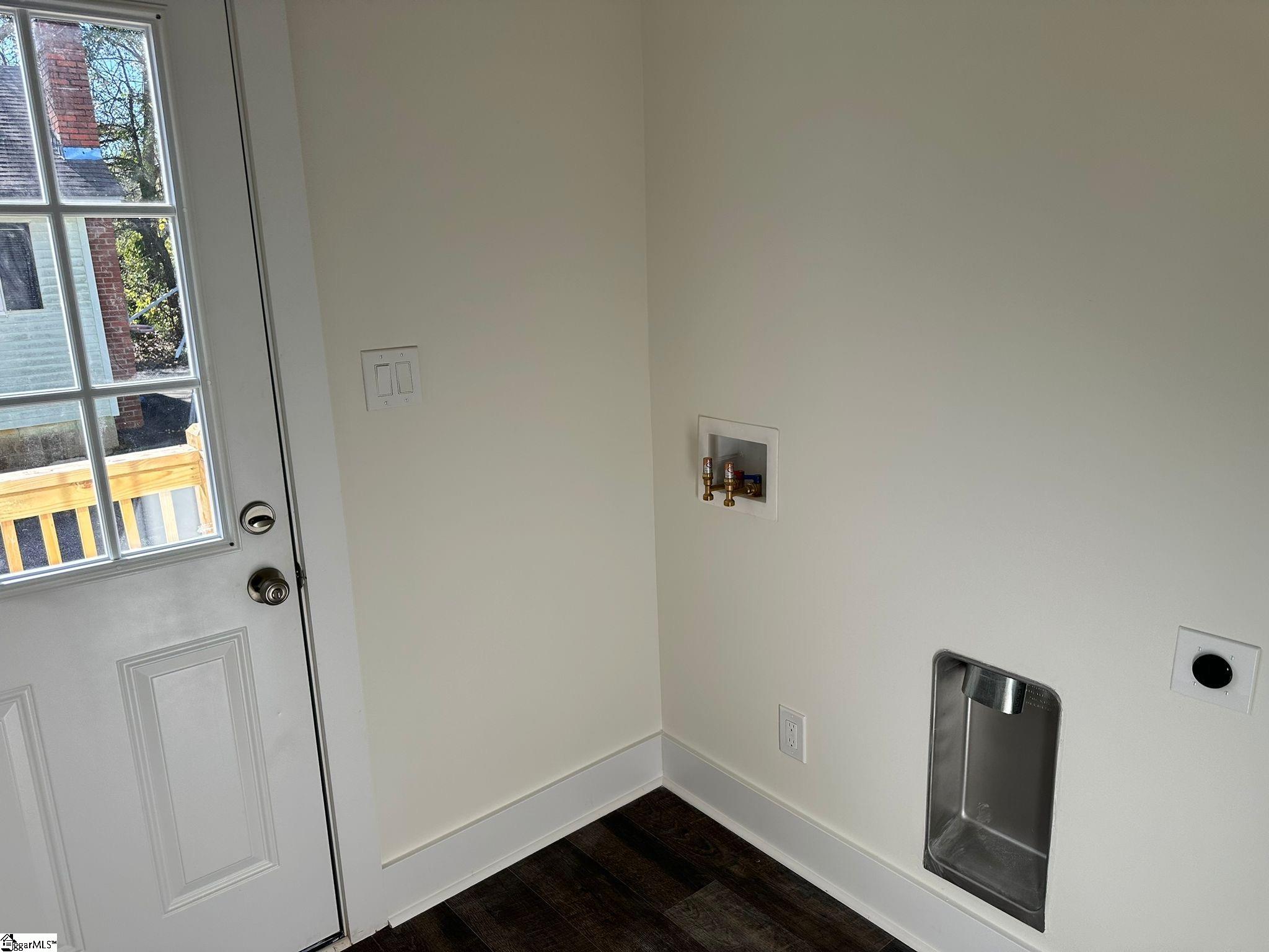 141 Baileyview Street Greer, SC 29651 - Photo 9 of 13