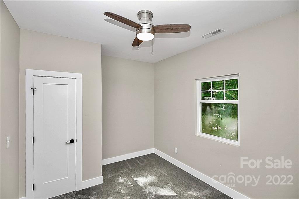 3745 Kennedy Road Gastonia, NC 28056 - Photo 21 of 30 Gallery Image 21