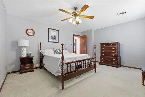 $625,000 | 4950 Parish Drive, Roeland Park, KS 66205