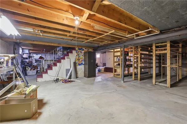 $625,000 | 4950 Parish Drive, Roeland Park, KS 66205