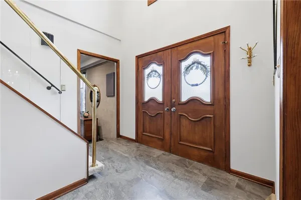 $625,000 | 4950 Parish Drive, Roeland Park, KS 66205