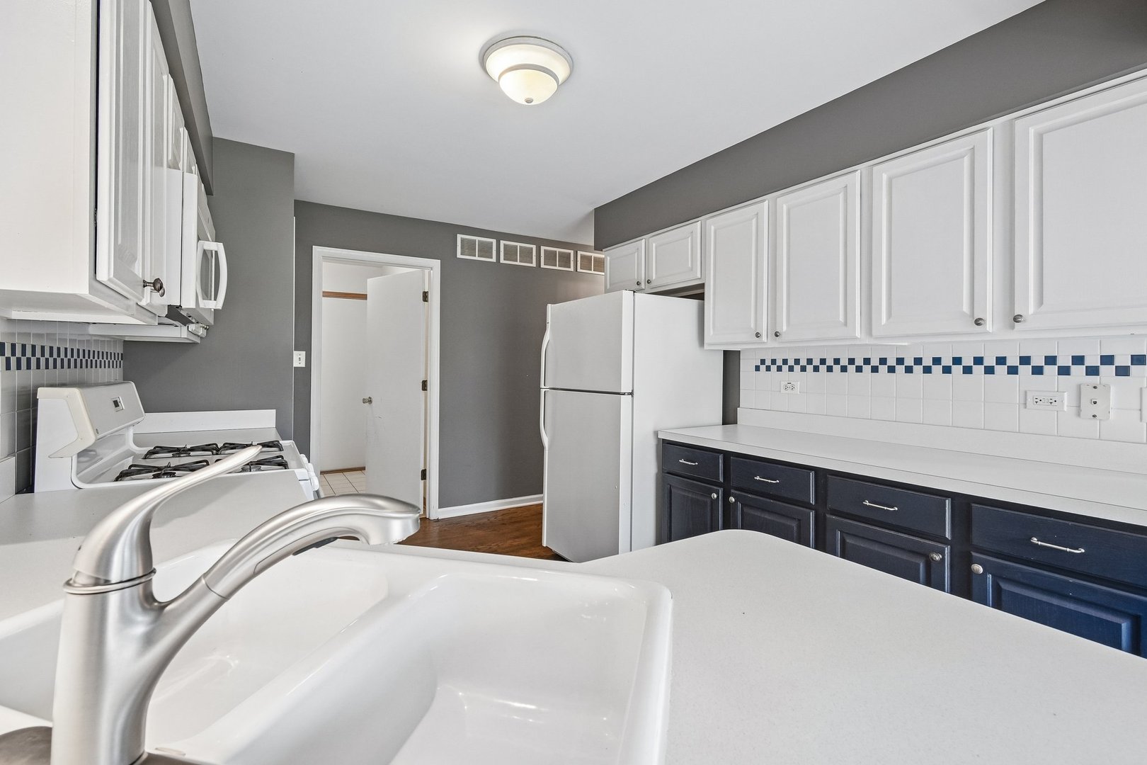 12228 Sumner Street Lemont, IL 60439 - Photo 11 of 36